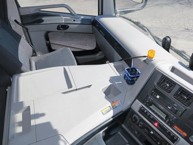 MITSUBISHI FUSOU SUPER GREAT 2019 Image 31