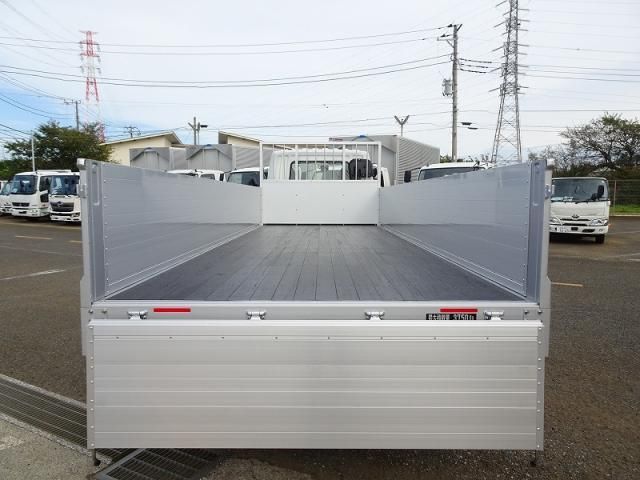 MITSUBISHI FUSOU FIGHTER 2025 Image 31