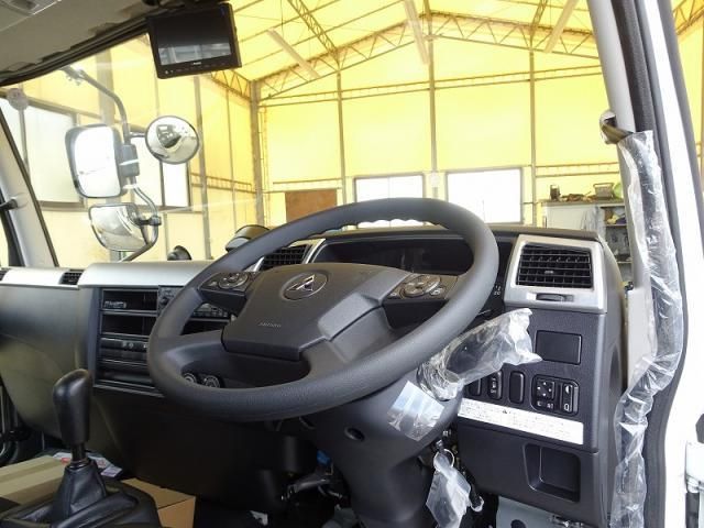 MITSUBISHI FUSOU FIGHTER 2025 Image 31