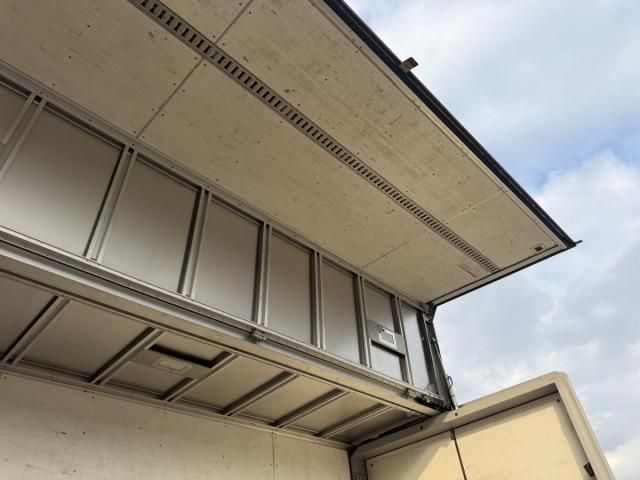 ISUZU FORWARD 2015 Image 31