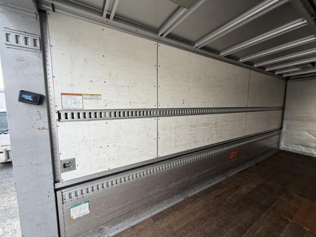 ISUZU FORWARD 2015 Image 31