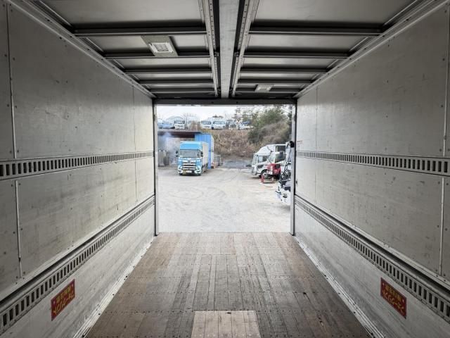 ISUZU FORWARD 2015 Image 31