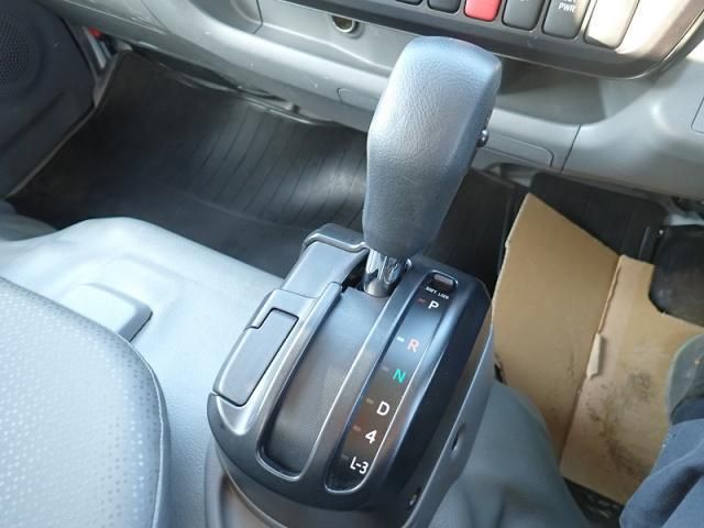 HINO DUTRO 2024 Image 31