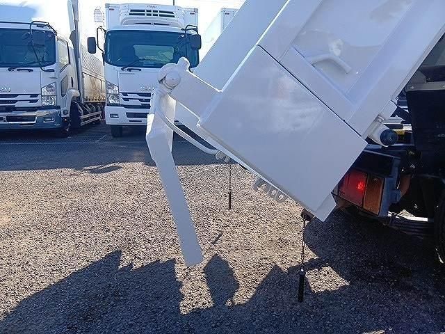 ISUZU ELF 2006 Image 31