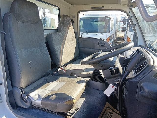 ISUZU ELF 2006 Image 31