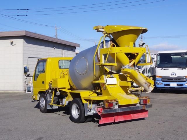 ISUZU ELF 2014 Image 31