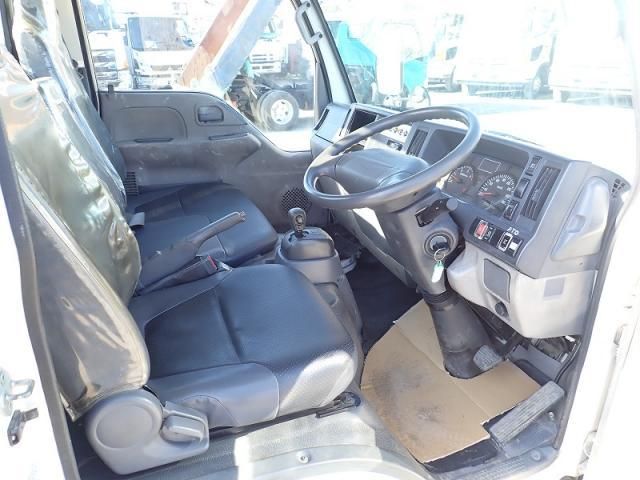 ISUZU ELF 2011 Image 31