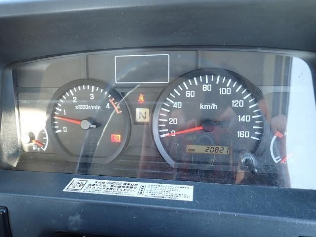 ISUZU ELF 2011 Image 31