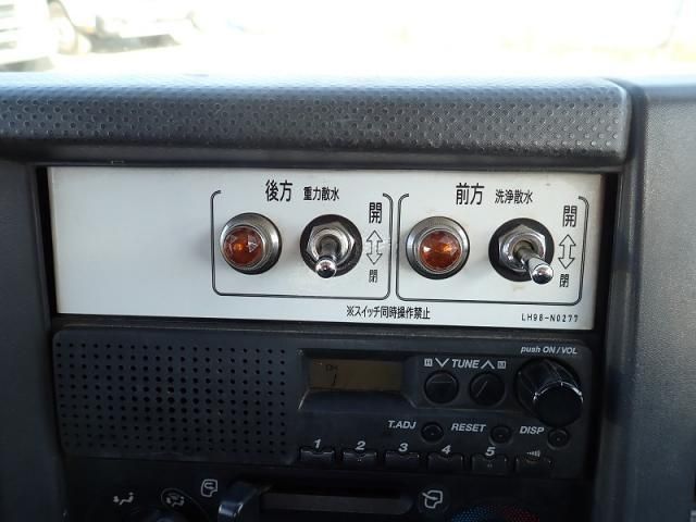 ISUZU ELF 2011 Image 31