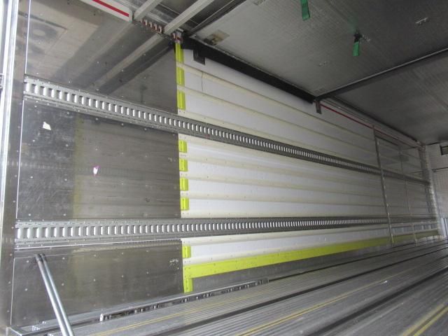 MITSUBISHI FUSOU SUPER GREAT 2016 Image 31