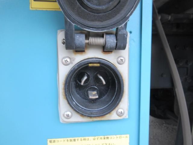 MITSUBISHI FUSOU SUPER GREAT 2016 Image 31