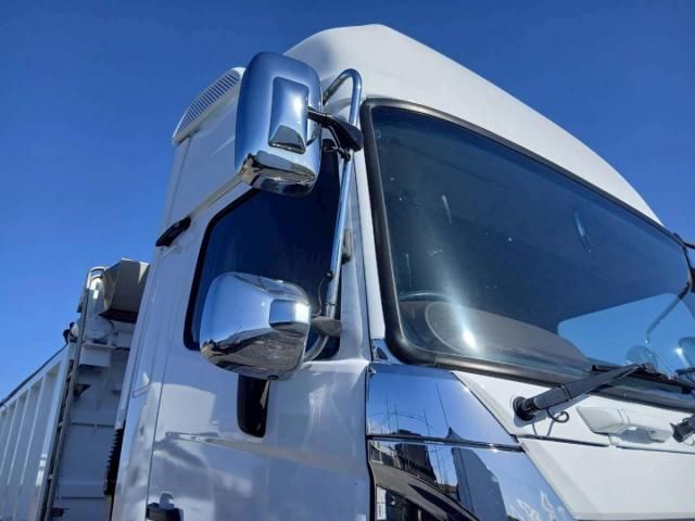 HINO PROFIA 2020 Image 31