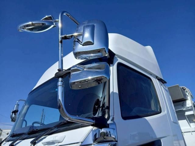 HINO PROFIA 2020 Image 31