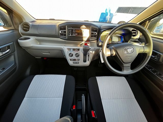 TOYOTA PIXIS EPOCH 2018 Image 31