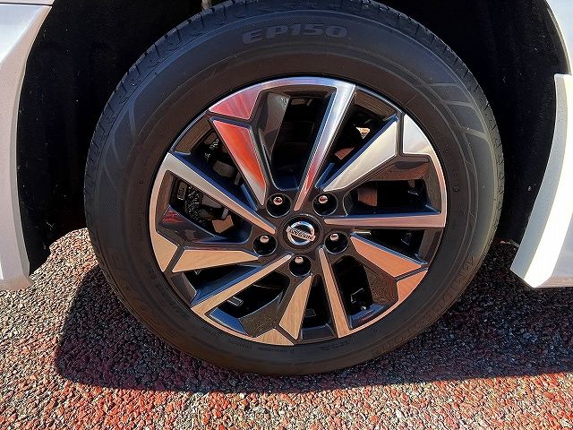 NISSAN SERENA  S-HYBRID 2020 Image 31