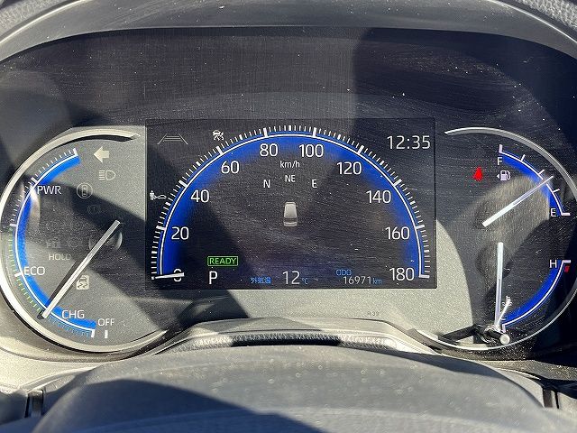 TOYOTA VOXY HYBRID 2023 Image 31