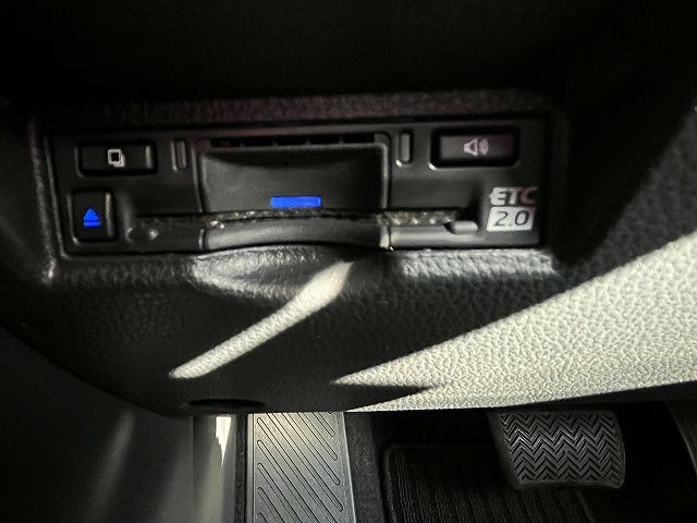 TOYOTA VOXY HYBRID 2023 Image 31