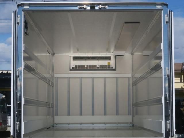 MITSUBISHI FUSOU FIGHTER 2025 Image 31