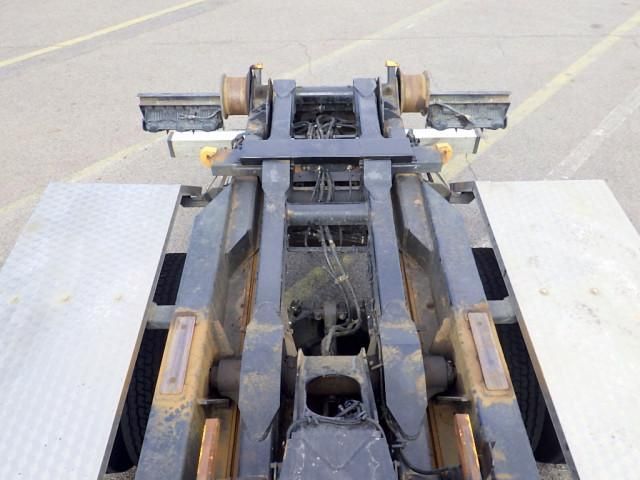 NISSAN DIESEL QUON 2012 Image 31