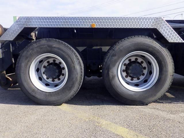 NISSAN DIESEL QUON 2012 Image 31