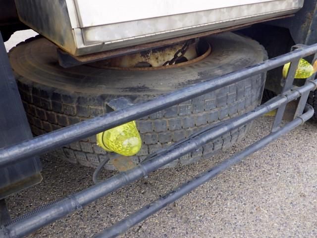 NISSAN DIESEL QUON 2012 Image 31