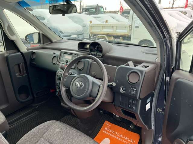 TOYOTA SPADE 4WD 2013 Image 31