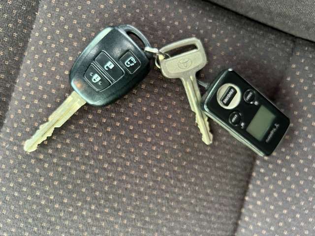 TOYOTA SPADE 4WD 2014 Image 31