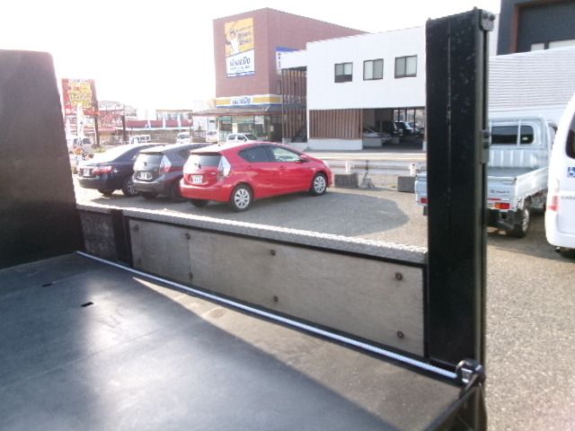 ISUZU ELF 2008 Image 31