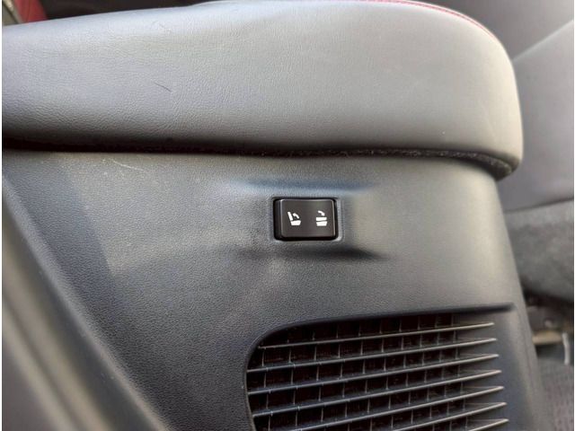 TOYOTA LEXUS NX300H 2015 Image 31