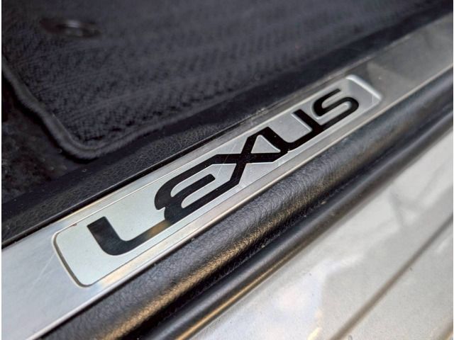 TOYOTA LEXUS NX300H 2015 Image 31