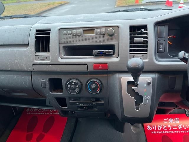 TOYOTA HIACE VAN 4WD 2009 Image 31