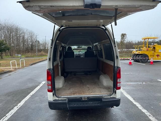 TOYOTA HIACE VAN 4WD 2009 Image 31