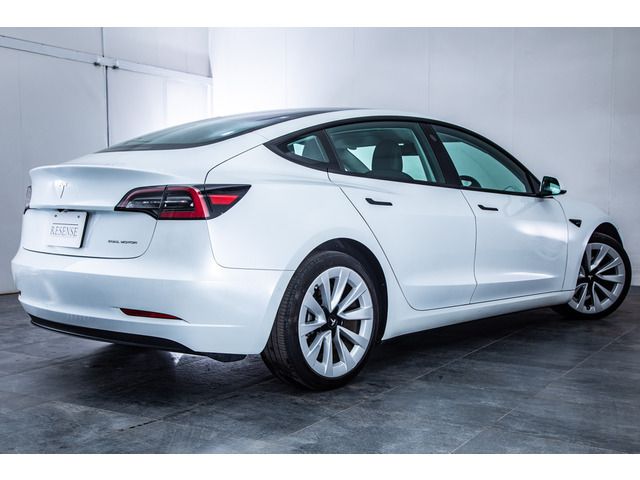TESLA MODEL 3 2021 Image 31