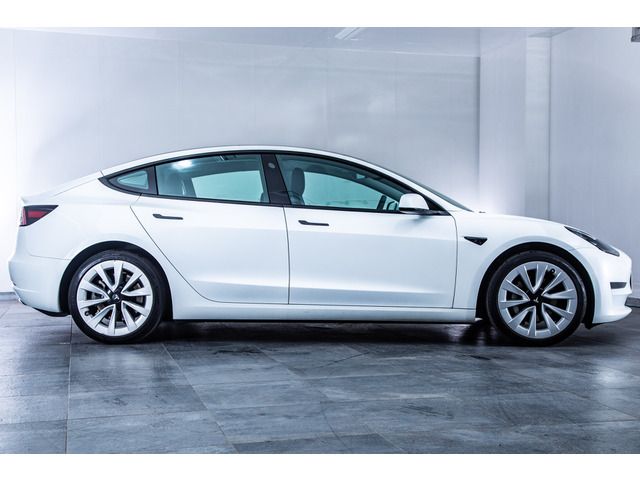 TESLA MODEL 3 2021 Image 31
