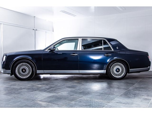 TOYOTA CENTURY 2021 Image 31