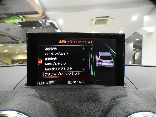 AUDI A3 SPORTBACK 2018 Image 31