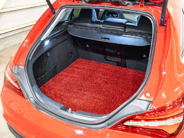 MERCEDES BENZ CLA SH 2017 Image 31