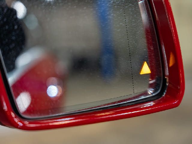 MERCEDES BENZ CLA SH 2017 Image 31