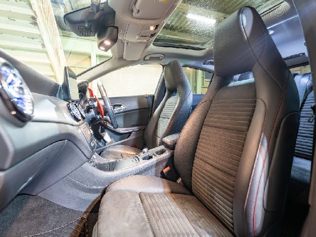 MERCEDES BENZ CLA SH 2017 Image 31