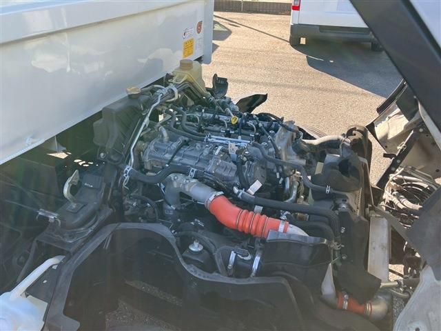 MITSUBISHI  2016 Image 31