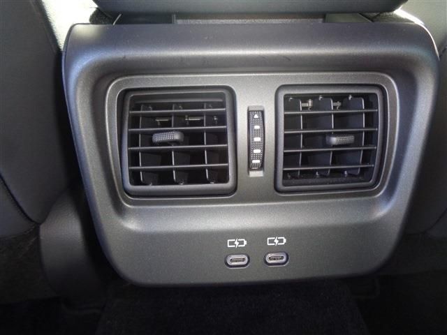 TOYOTA CROWN CROSSOVER 2022 Image 31