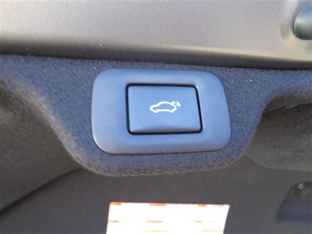 TOYOTA CROWN CROSSOVER 2022 Image 31