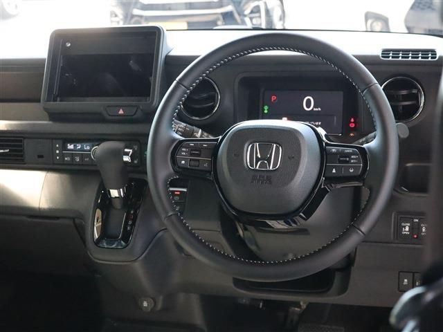 HONDA N BOX CUSTOM 2025 Image 31