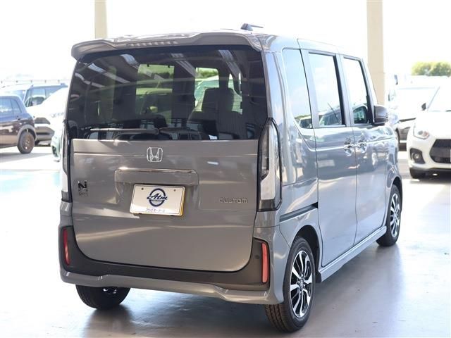 HONDA N BOX CUSTOM 2025 Image 31