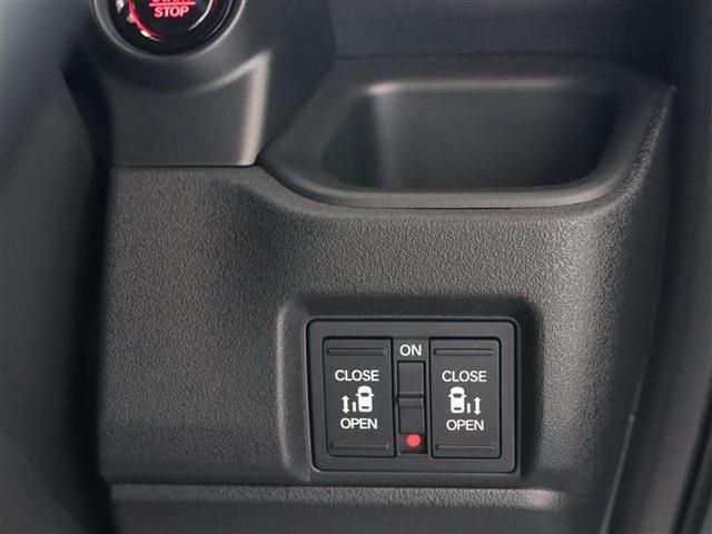 HONDA N BOX CUSTOM 2025 Image 31