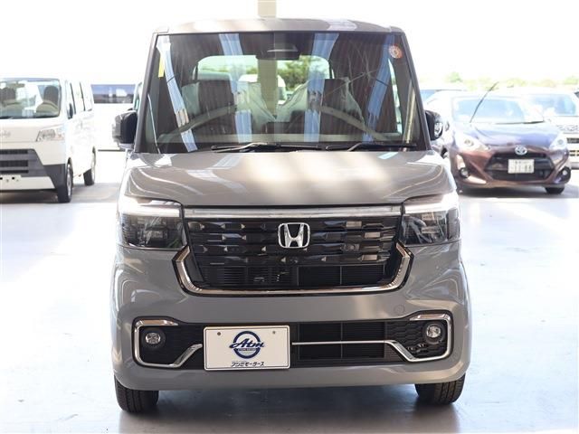 HONDA N BOX CUSTOM 2025 Image 31