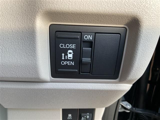 HONDA N BOX 2025 Image 31