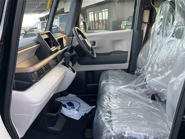 HONDA N BOX 2025 Image 31