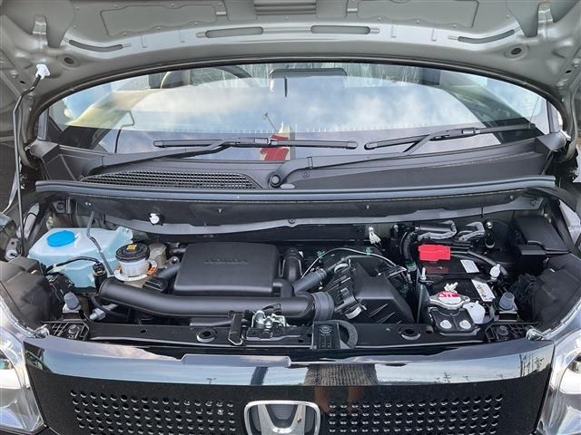 HONDA N BOX 2025 Image 31