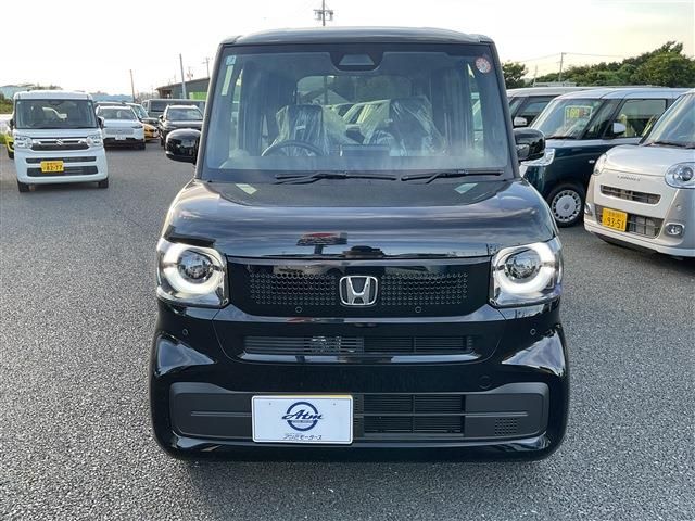 HONDA N BOX 2025 Image 31